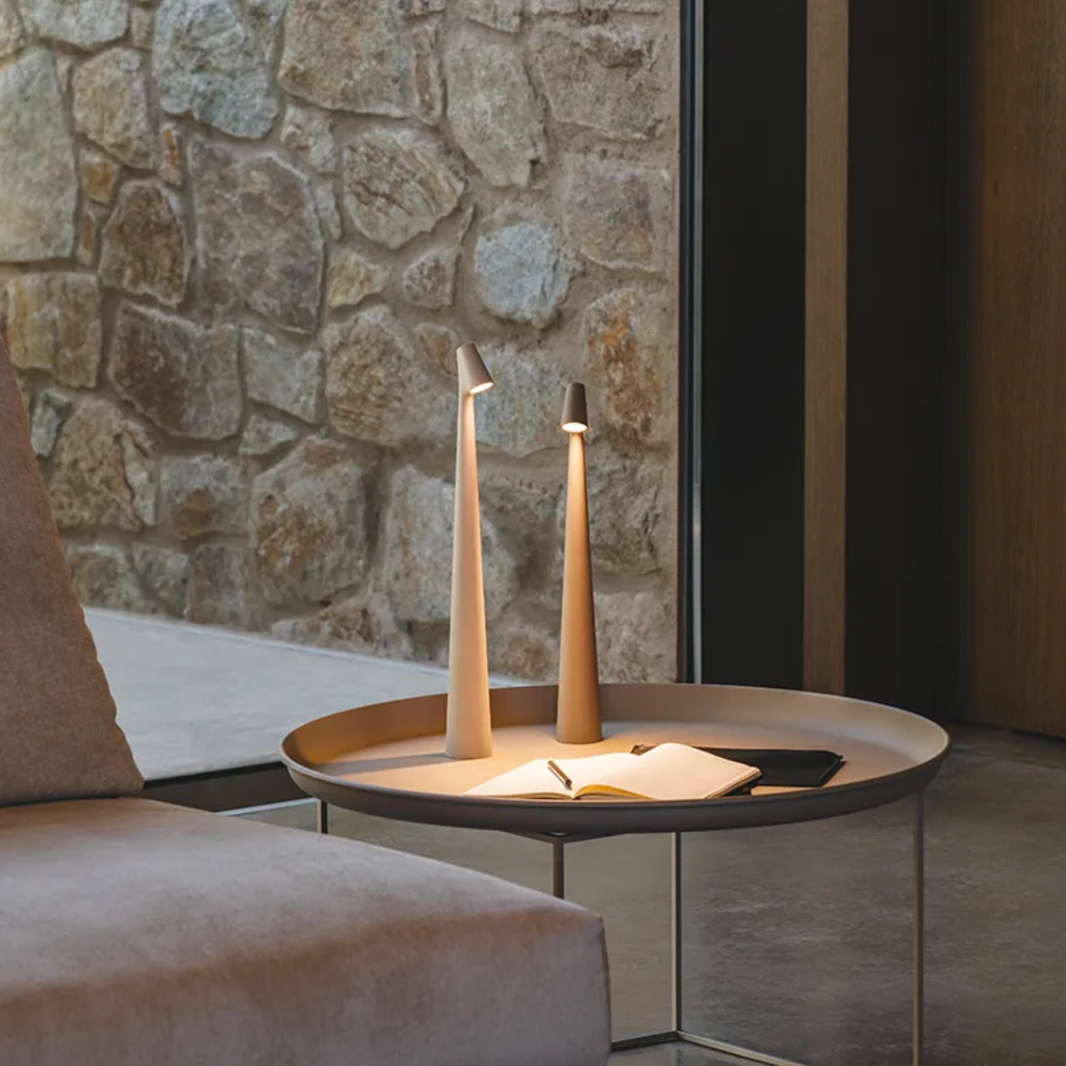 Freyja Slanke Tafellamp